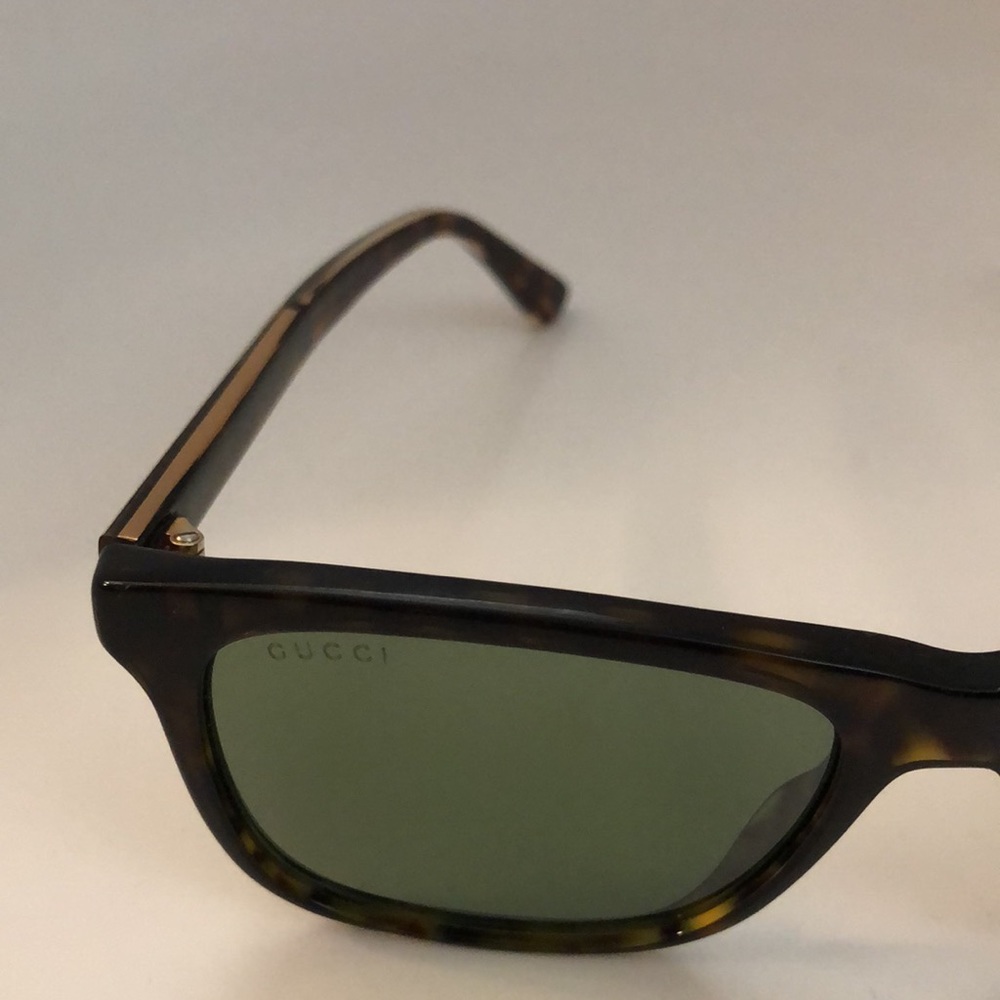 Gucci Sunglasses - Picture 3 of 6